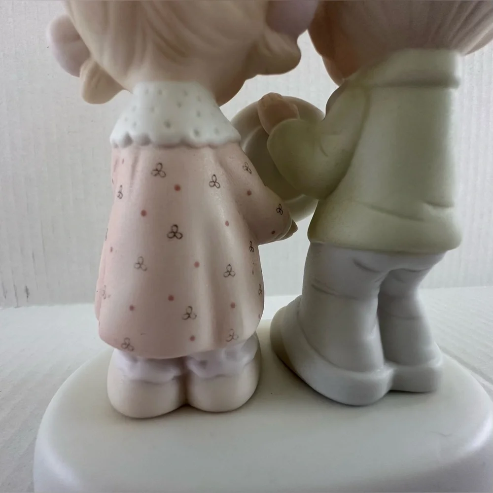 Precious Moments 10th Anniversary Cake Topper - Cream and Pink - Picture 14 of 16